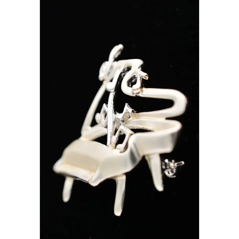 Danecraft Vintage Piano Pin Brooch Brushed Silver Musical Signed NOS 80s BinA15